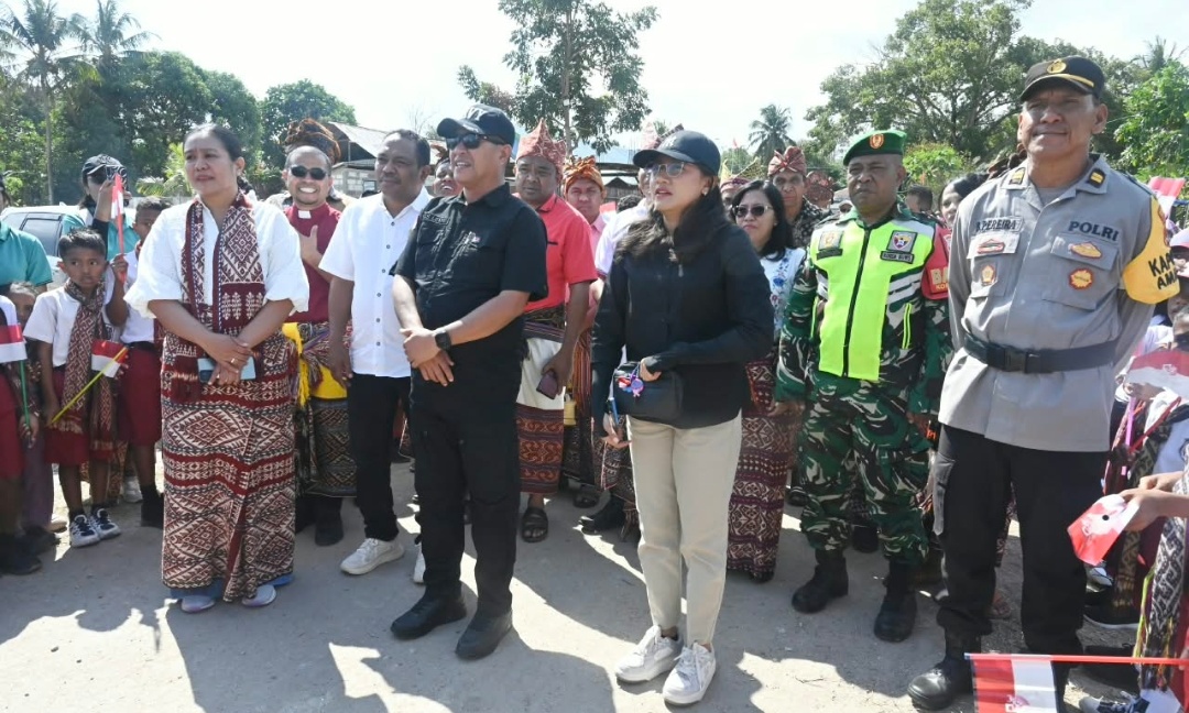 Road Show Kemerdekaan, Bupati Dan Wakil Bupati Kupang  Dekatkan Pelayanan ADMINDUK ke Masyarakat